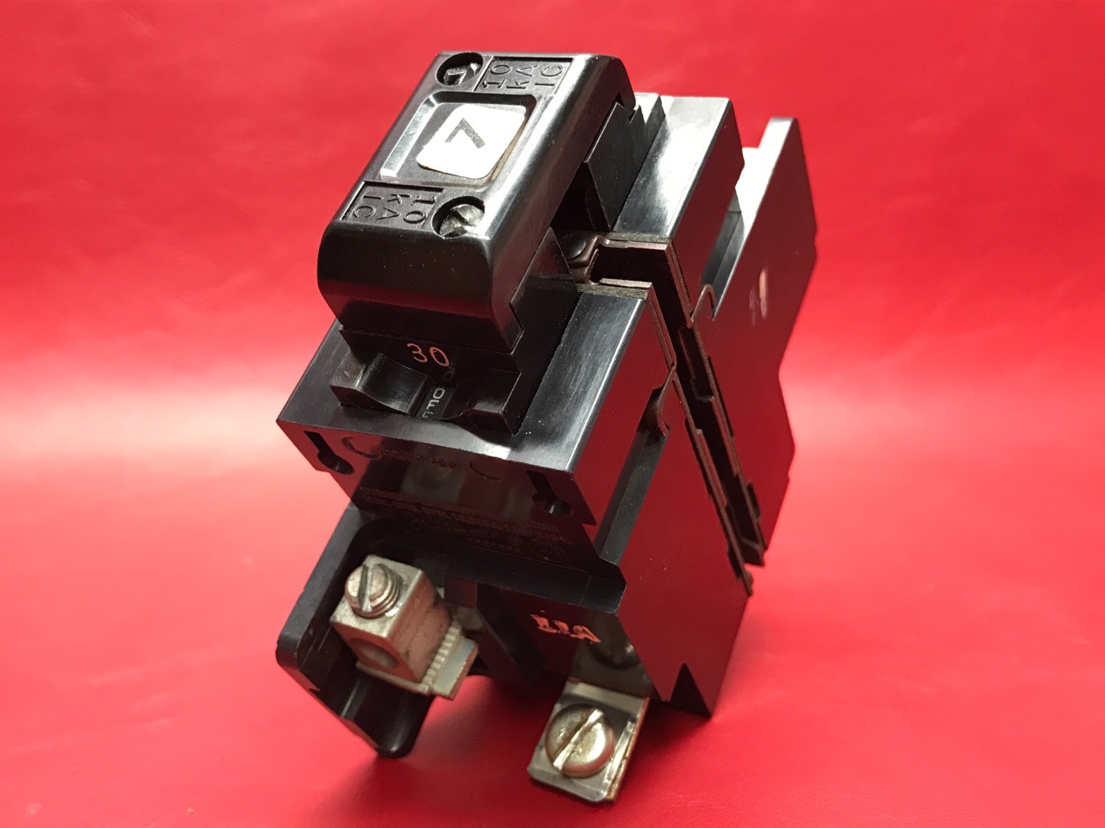 30 Amp 2 Pole Pushmatic P230 ITE Siemens Gould Bulldog 30A Breaker 120/240V