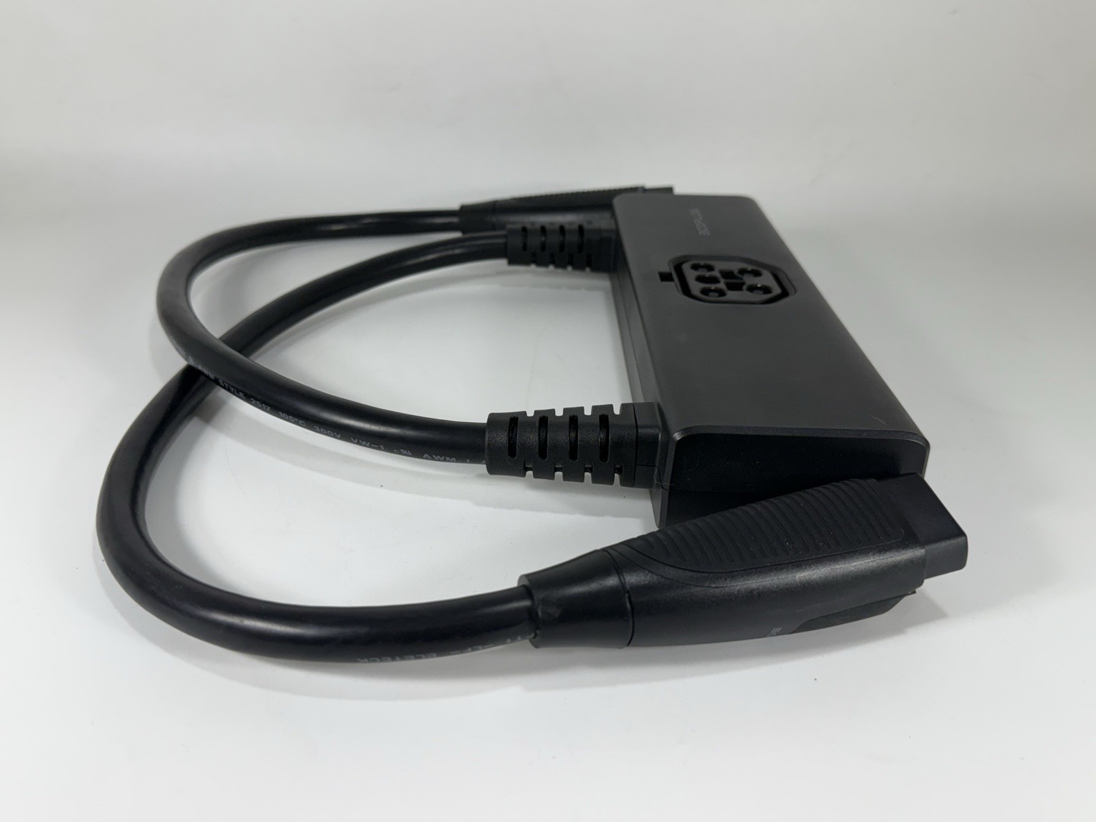 EcoFlow Double Voltage Hub Power Input/Output for DELTA Pro – EF-HP-O01-2