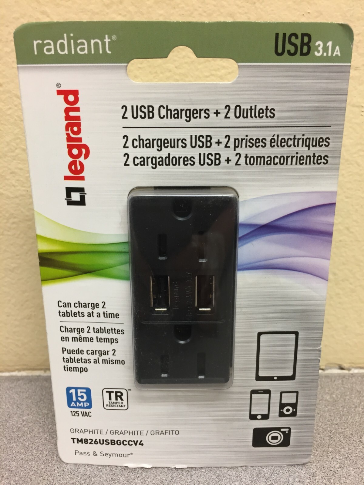 Legrand Radiant 15 amps 125 V Outlet and USB Charger