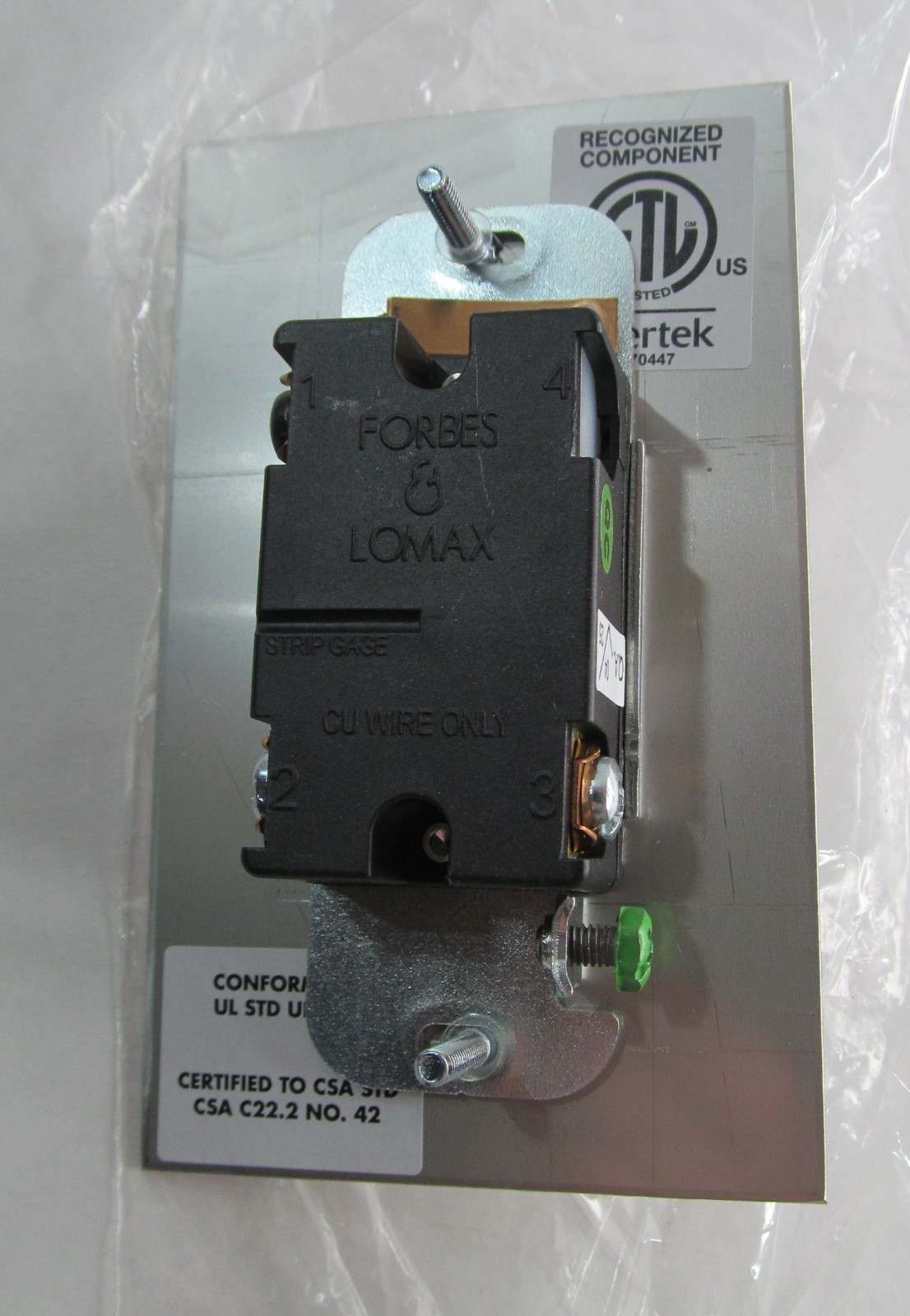 NEW FORBES & LOMAX STAINLESS STEEL 1-GANG SINGLE TOGGLE SWITCH ASSEMBLY