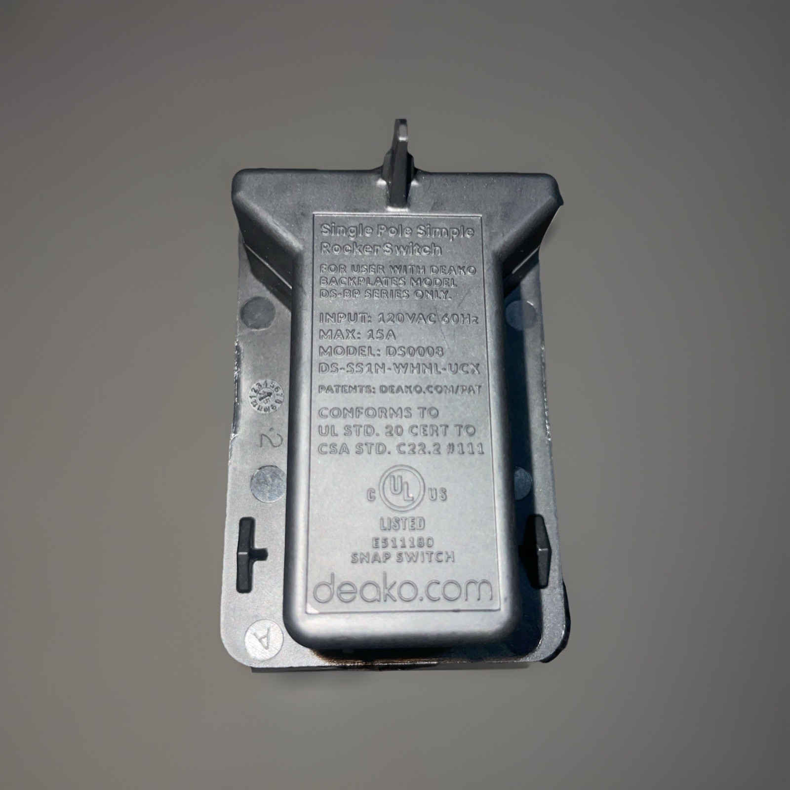 Deako Single Pole Simple Rocker Switch Model DS0008
