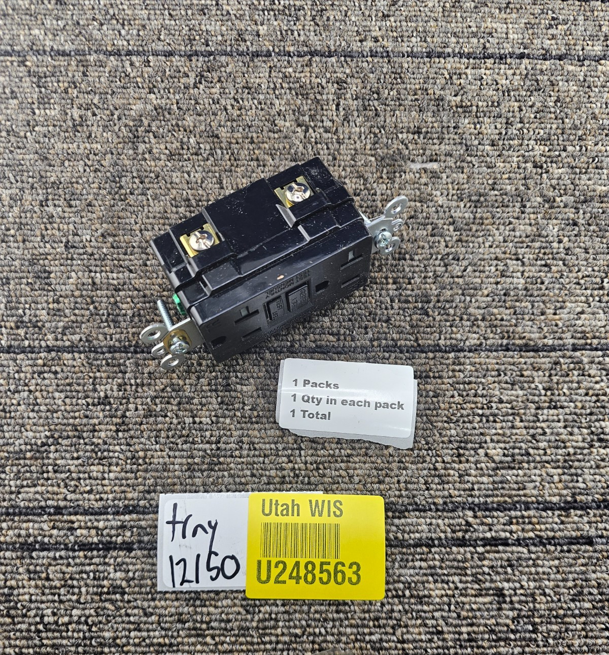 G1920T: 20 Amp Self-Test Ground Fault Circuit Interrupter 125 Volts – Black
