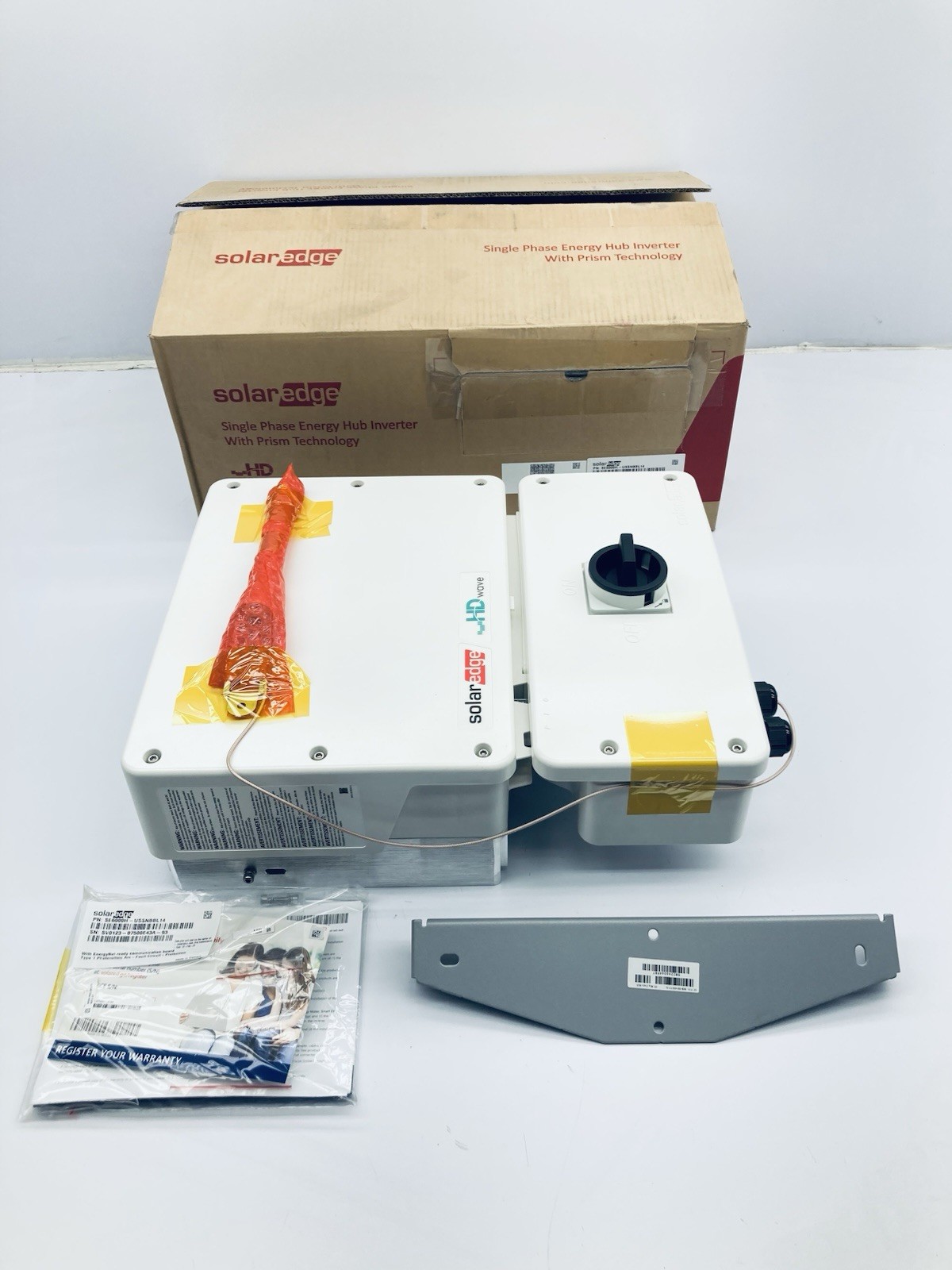 Solaredge SE6000H – USSNBBL14 ENERGY HUB w/ RGM & Consumption Monitoring
