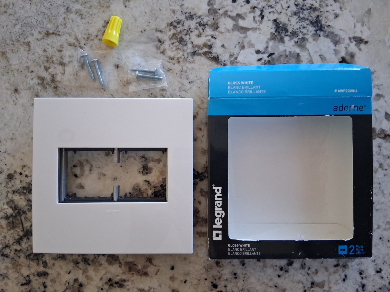 Legrand Adorne AWP2GWH4 2 Gang Wall Plate 1 Glossy White NEW NOB