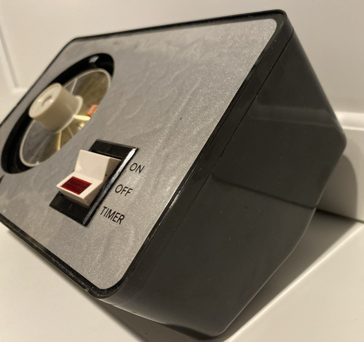 Vintage Timer with Dial, On-Off Tabs and On-Off-Timer Switch Unbranded M50828