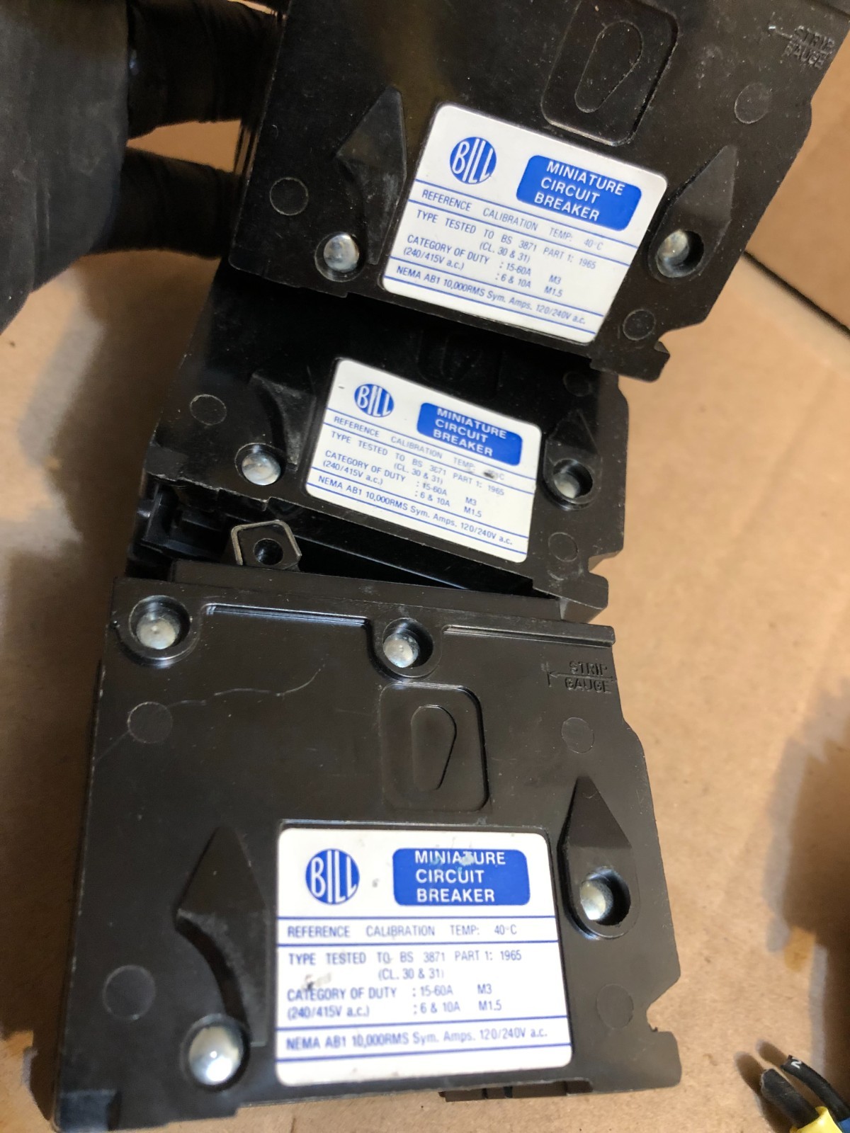 Mixed Lot of 9 15 Amps 120/240V 1 & 2 Pole Circuit Breakers