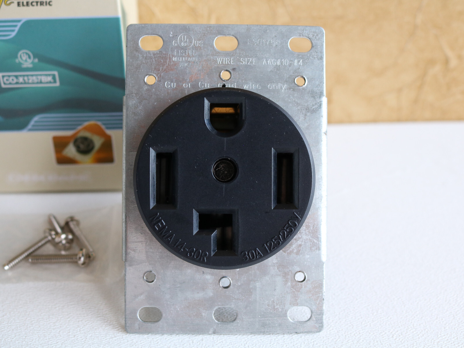 Dryer Oven Stove Outlet Commercial Grade Receptacle NEMA 14-30R 30A 125/250V