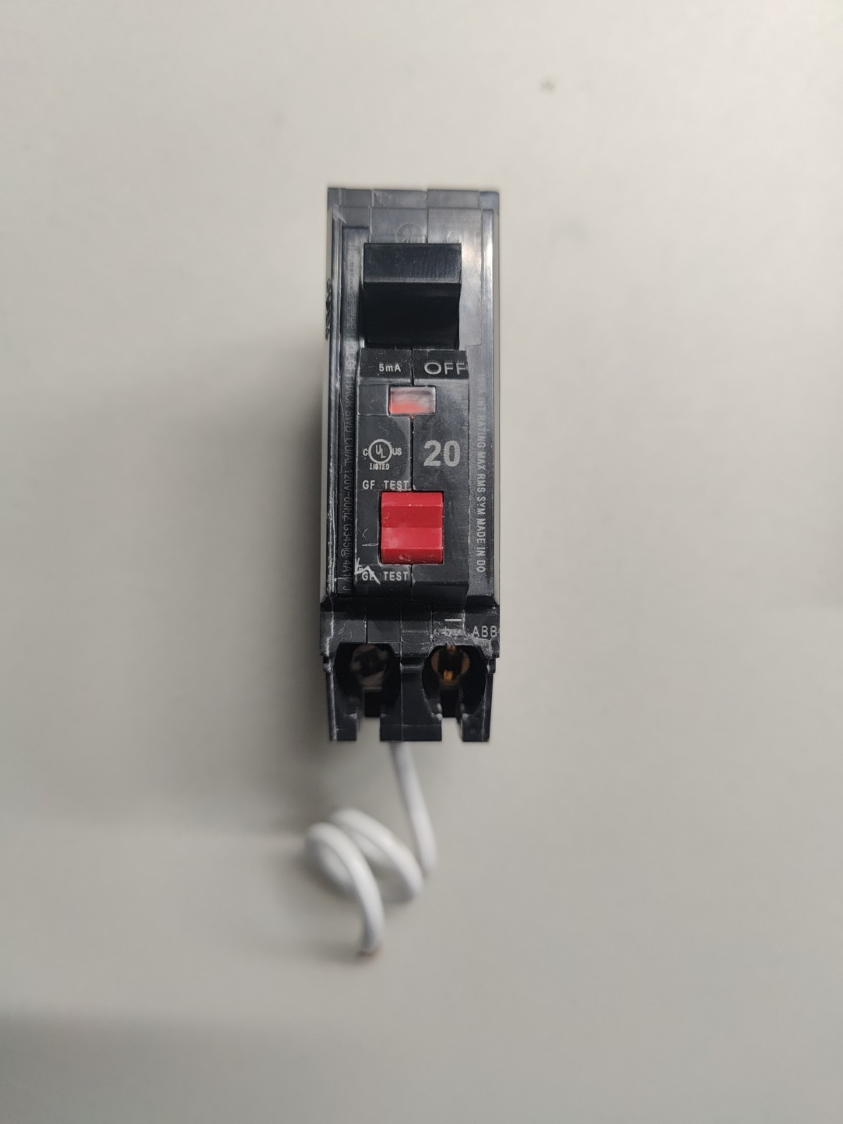GE THQL1120GFTP Single Pole 20A GFCI Ground Fault Circuit Breaker