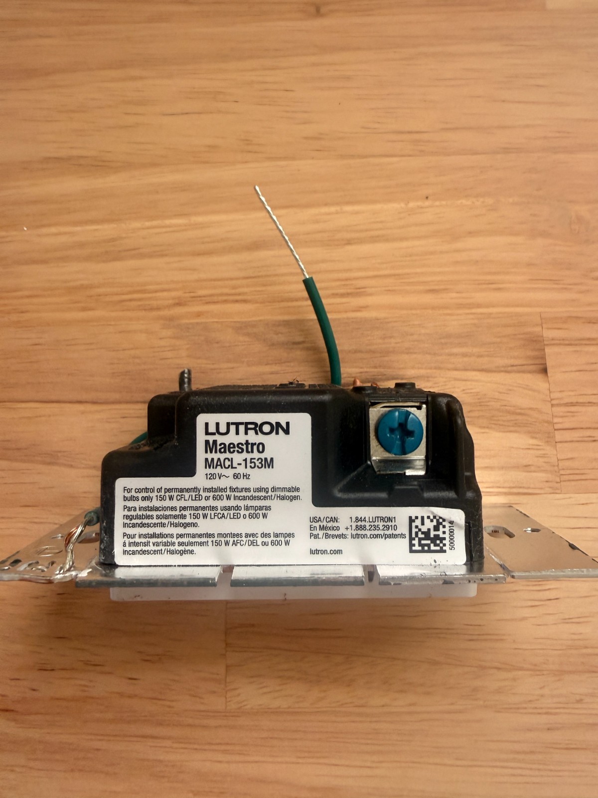 Lutron Maestro MACL-153M Dimmer – White