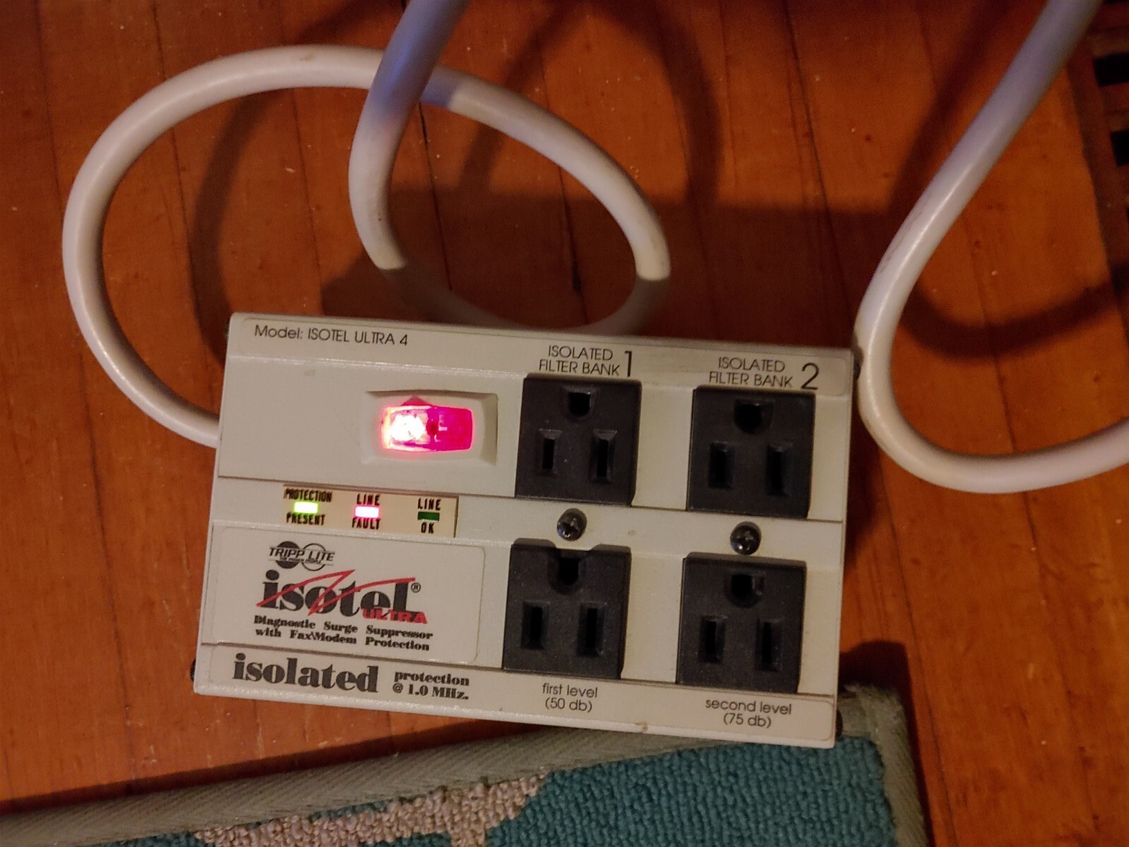 Isotel Ultra Surge Protector 1.0 Mhz Protection Ulta 4