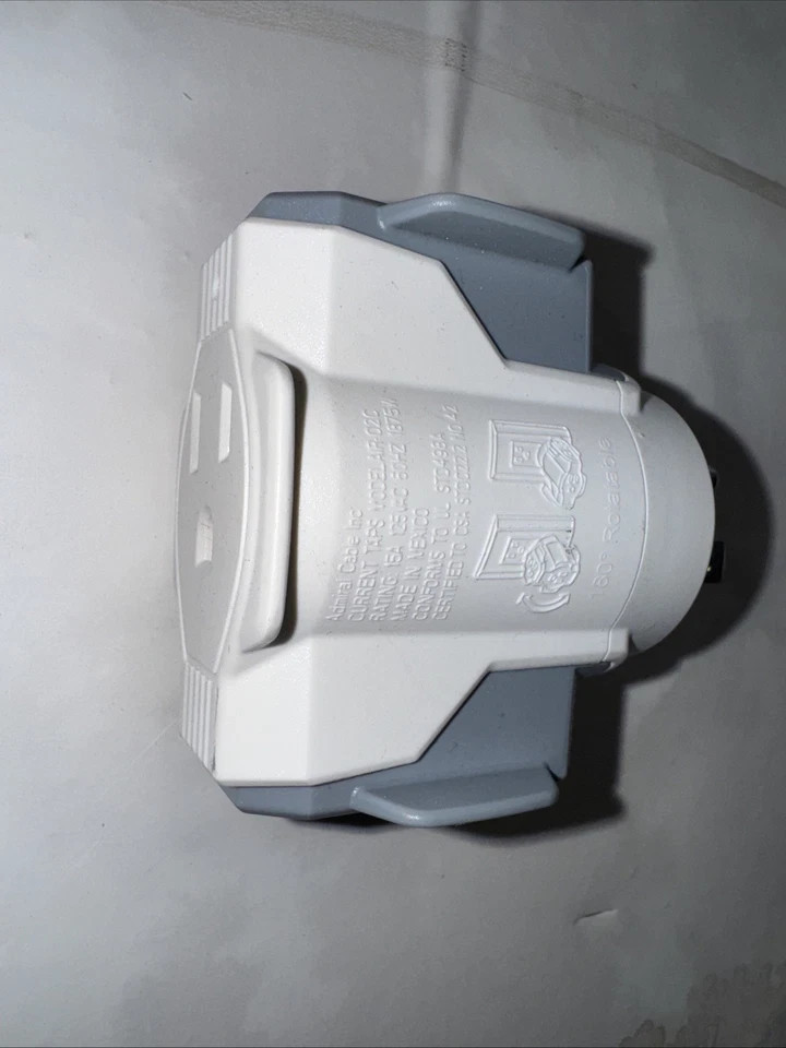 3 Outlet Rotating Plug Adapter Wall Outlet Extender