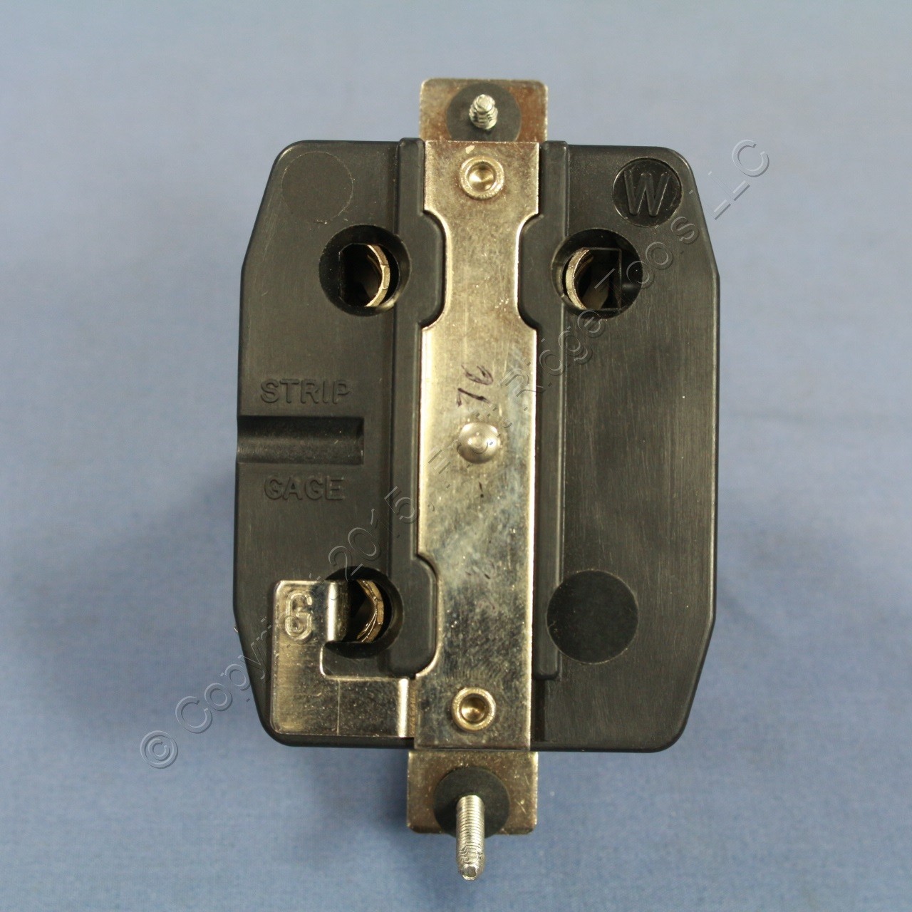 Leviton Twist Lock Marinco Corrosion Resistant Receptacle Non-NEMA 50A 6370-CR