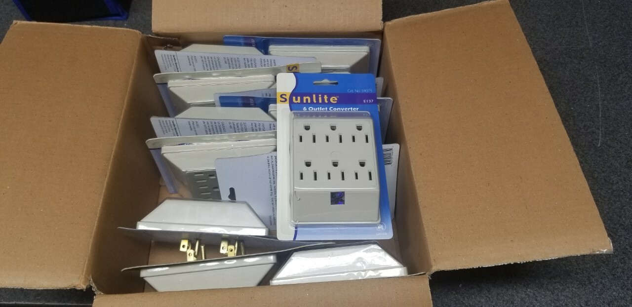 BOX OF 12 Sunlite Part #E137 6-Way Plug outlet converter for 3-Prong