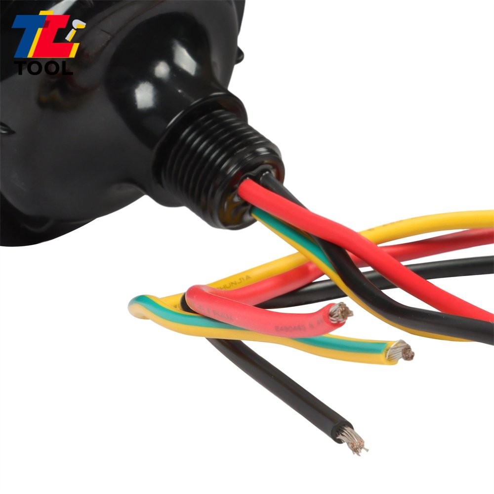 Lighting & Surge Arrestor Surge Protection Device 250VDC/300AC Protect Wires