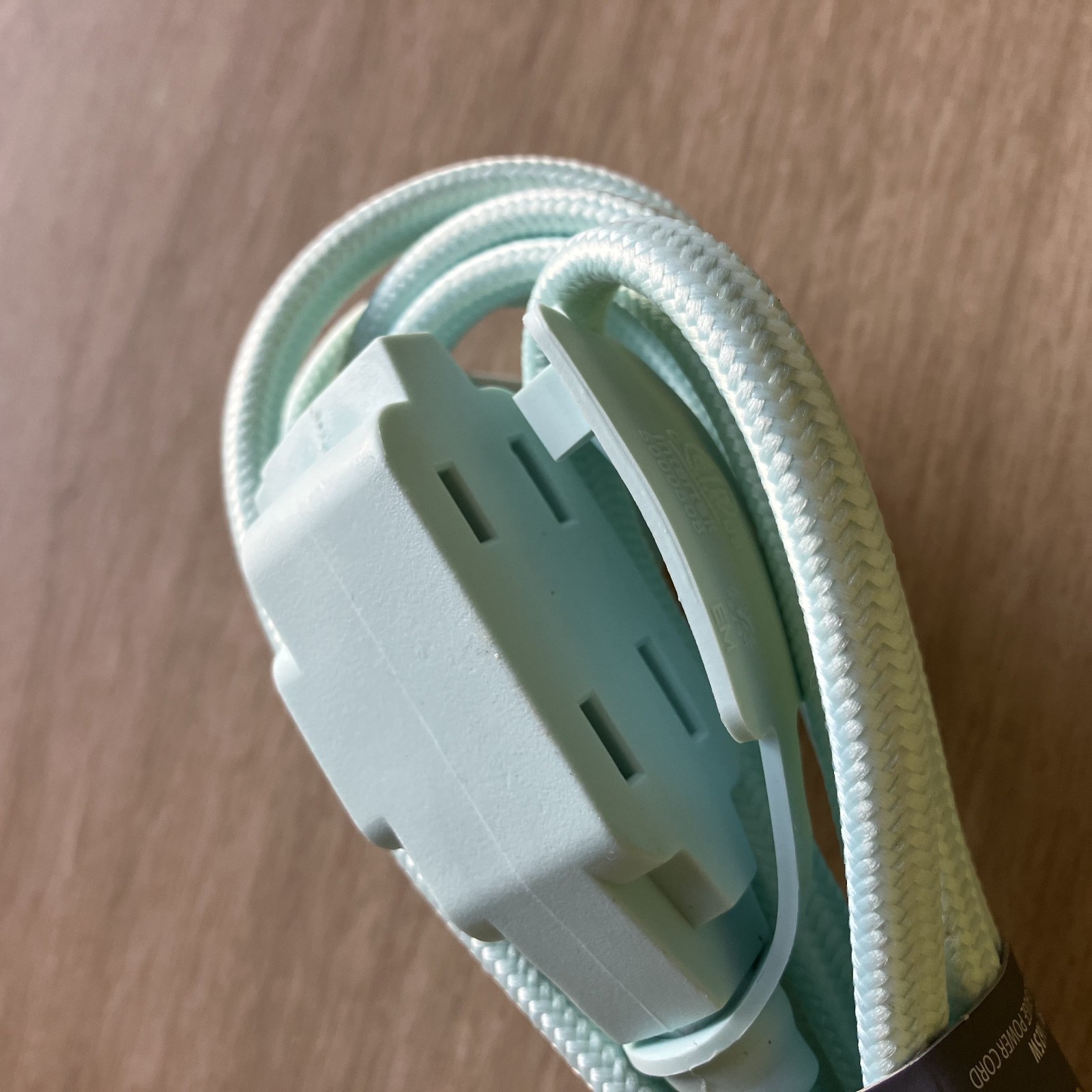 Braided Fabric 9 ft Indoor Extension Cord 3 Outlets Safety Flat Plug Power Strip