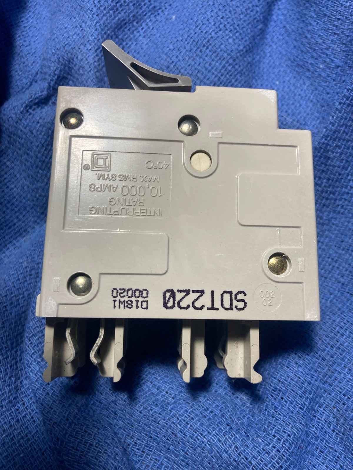JUST 1 Square D SQUARE D TRILLIANT 20 AMP SDT220 CIRCUIT BREAKER 2 POLE 120-240