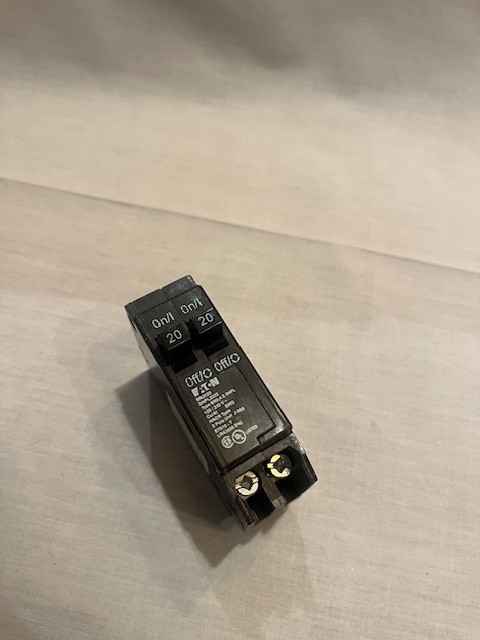 Eaton 20/20 amp Tandem 2-Pole Circuit Breaker