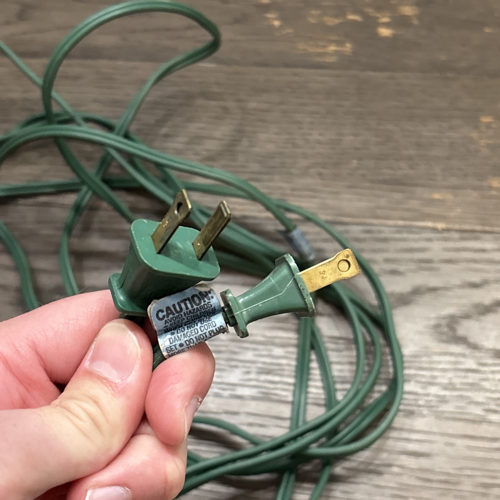 Vintage Set of 2 GE Green Extension Cords. 2 Prong. 9’ Long Each
