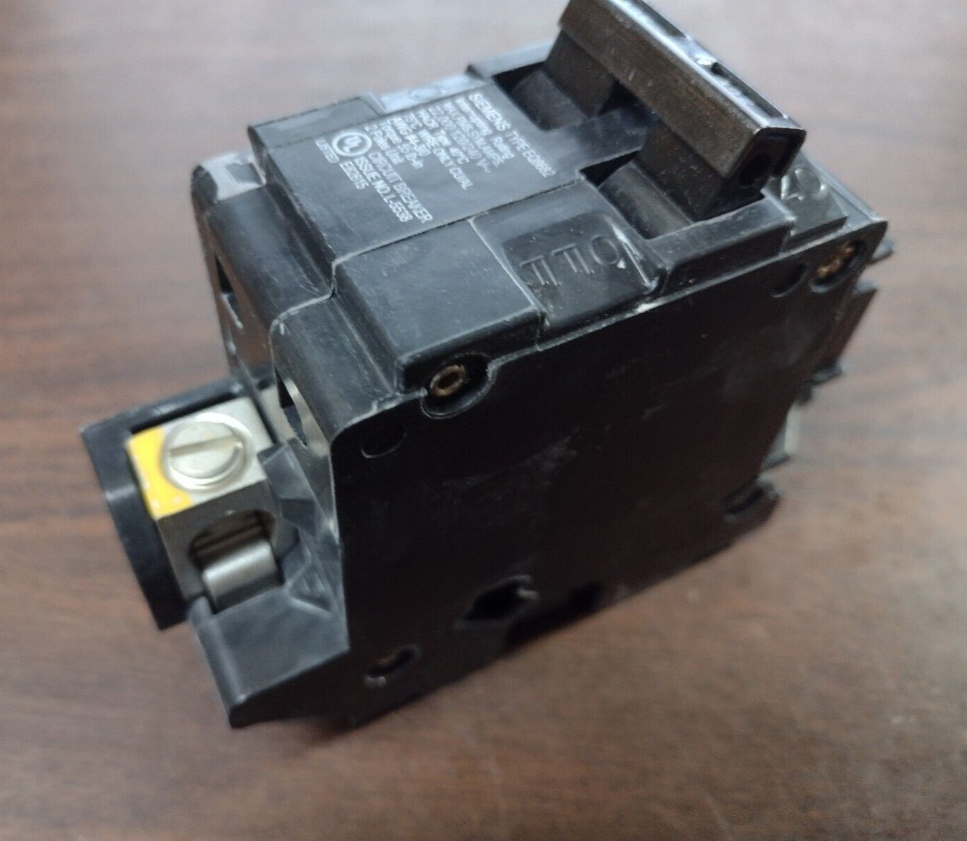 SIEMENS MBK125A MAIN CIRCUIT BREAKER 125 AMP 120/240 VAC 2-POLE NEW IN BOX
