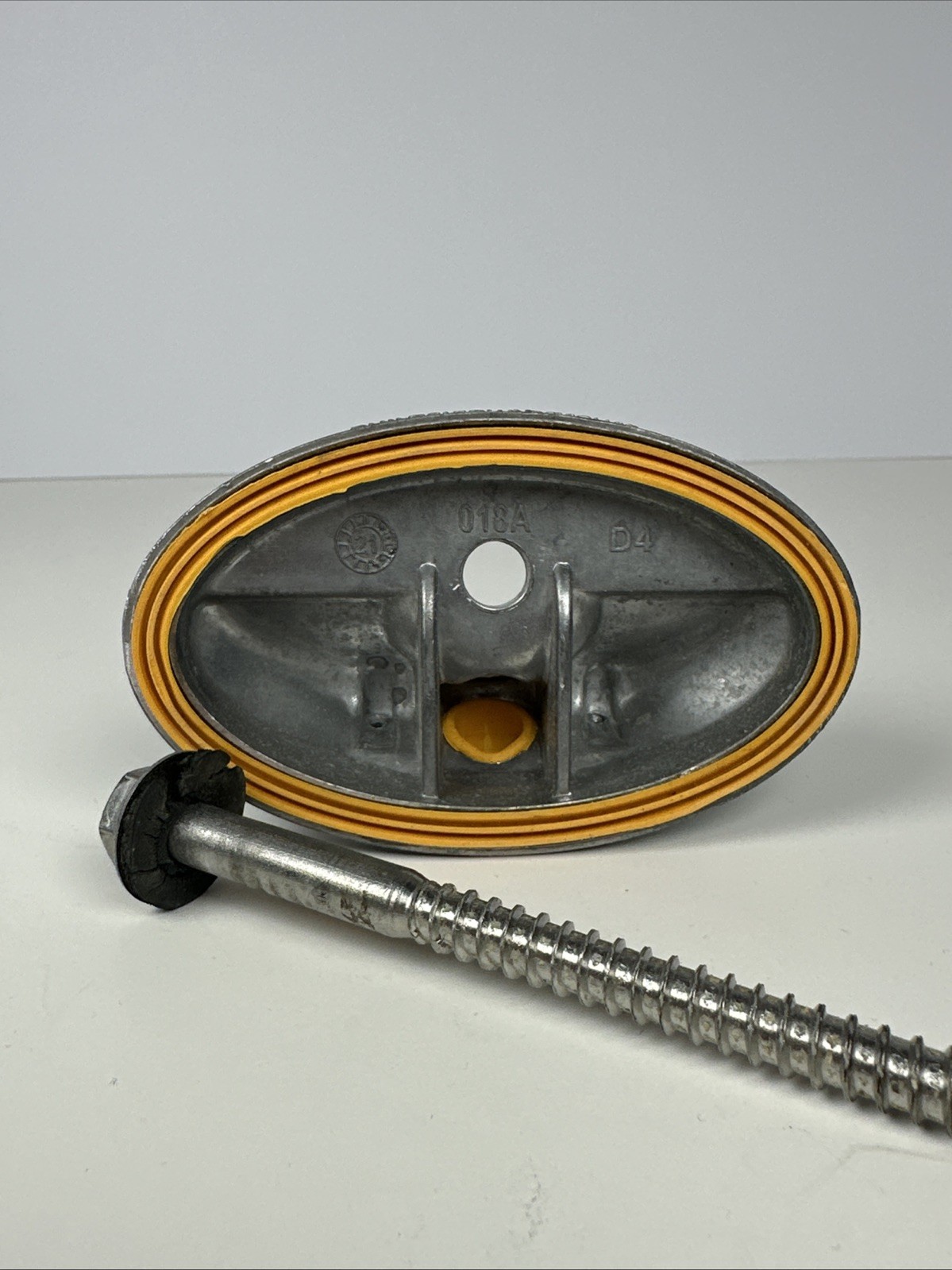 Unirac Flashloc Comp Solar Mount (1 Single Mount And Bolt) Seal Is Cracked Bolt