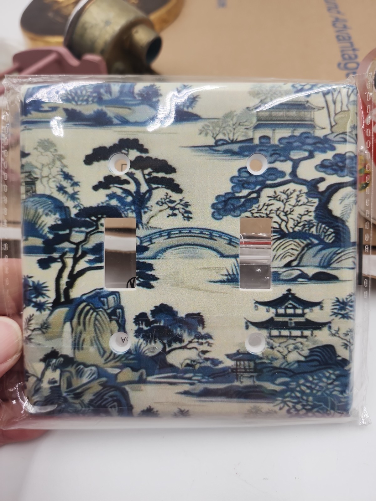 NEW Chinoiserie Blue White wall light plate switch double Toggle Switch