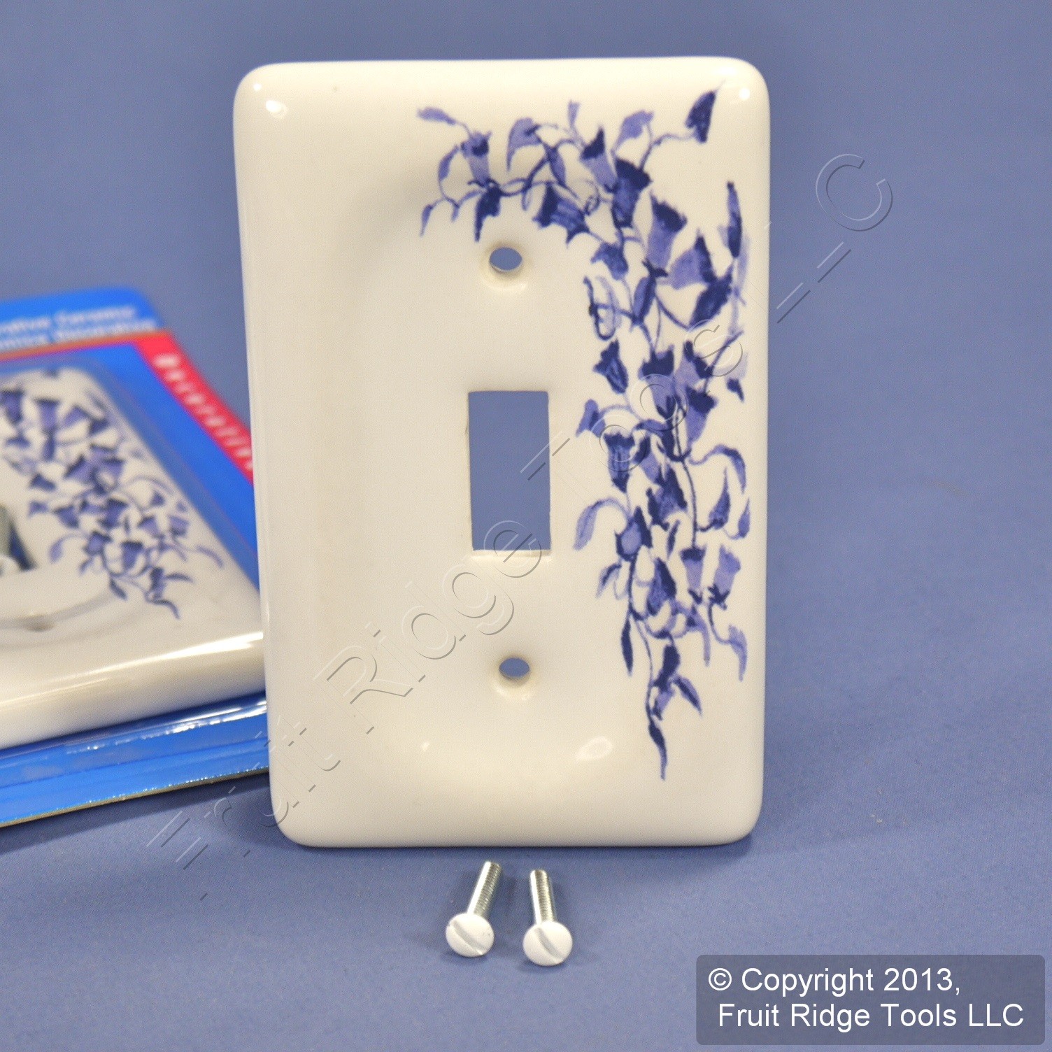 Leviton 89501-BL Blue Flower 1-Gang Toggle Ceramic Standard Wallplate Cover 5pcs