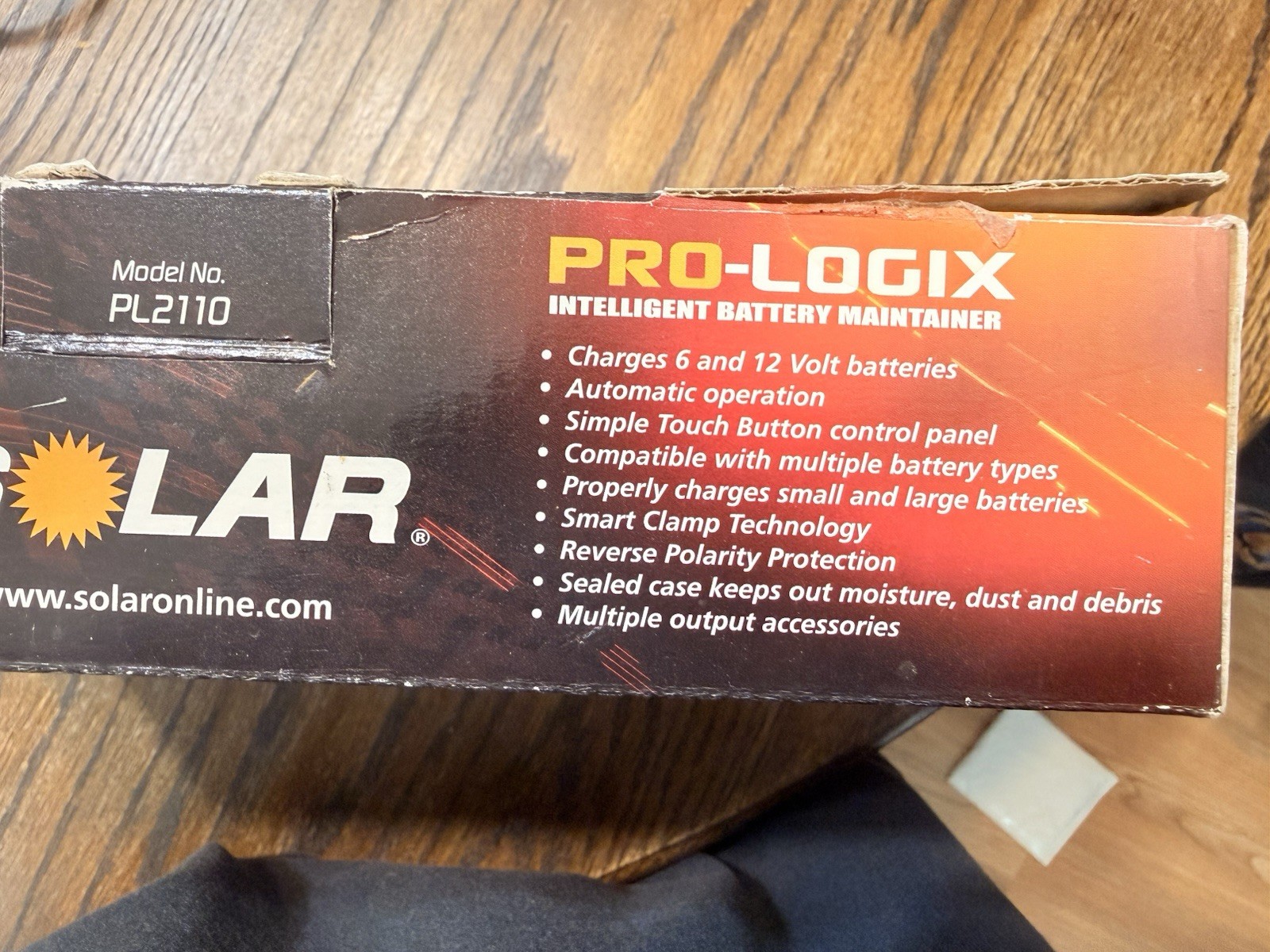 SOLAR PRO-LOGIC PL2110 6/12V 1.0 Amp intelligent battery maintainer