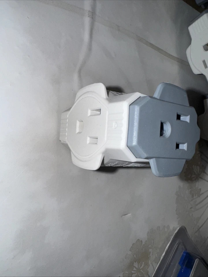 3 Outlet Rotating Plug Adapter Wall Outlet Extender