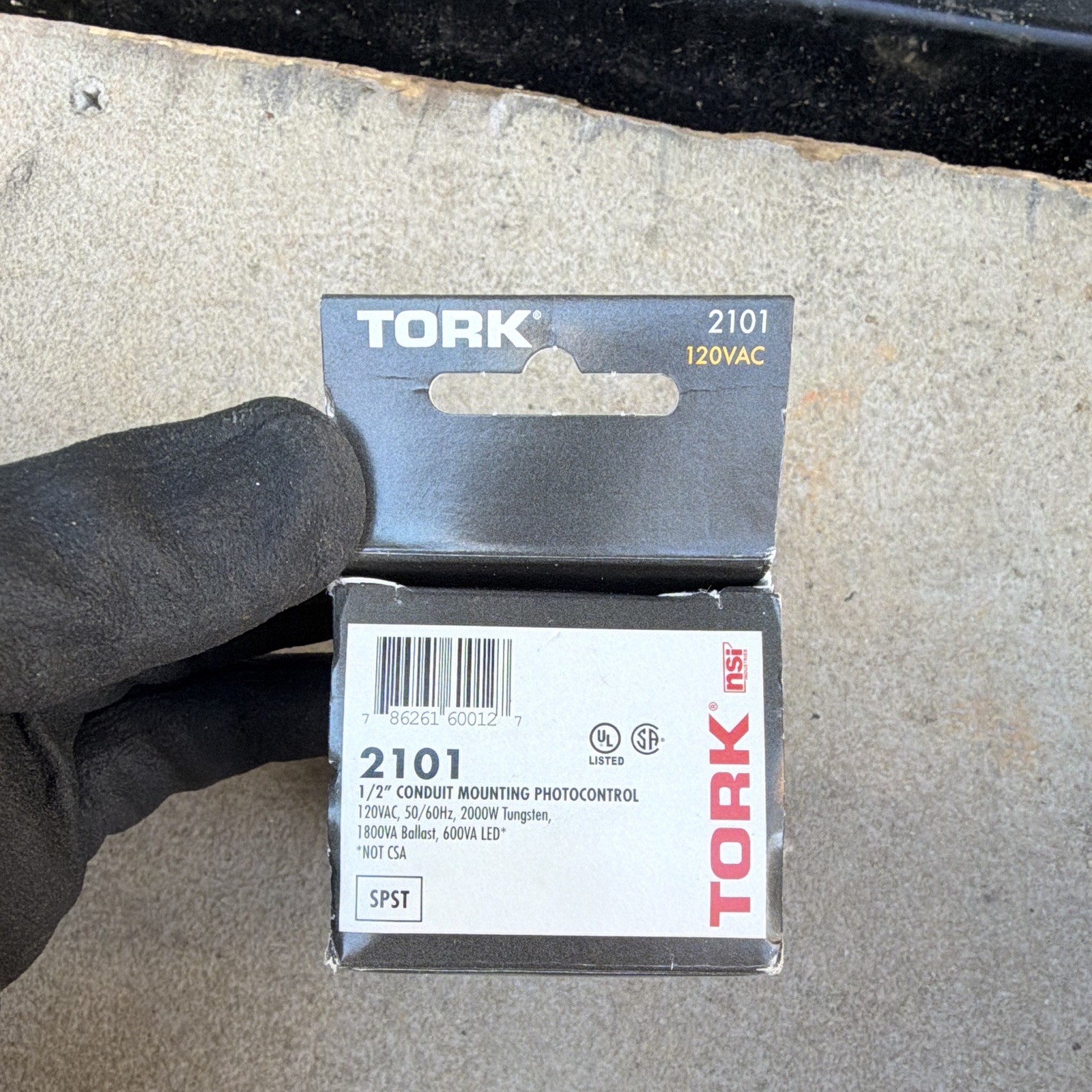 TORK 2101 Photoelectric Photocontrol Switch 120VAC SPST Conduit Mount