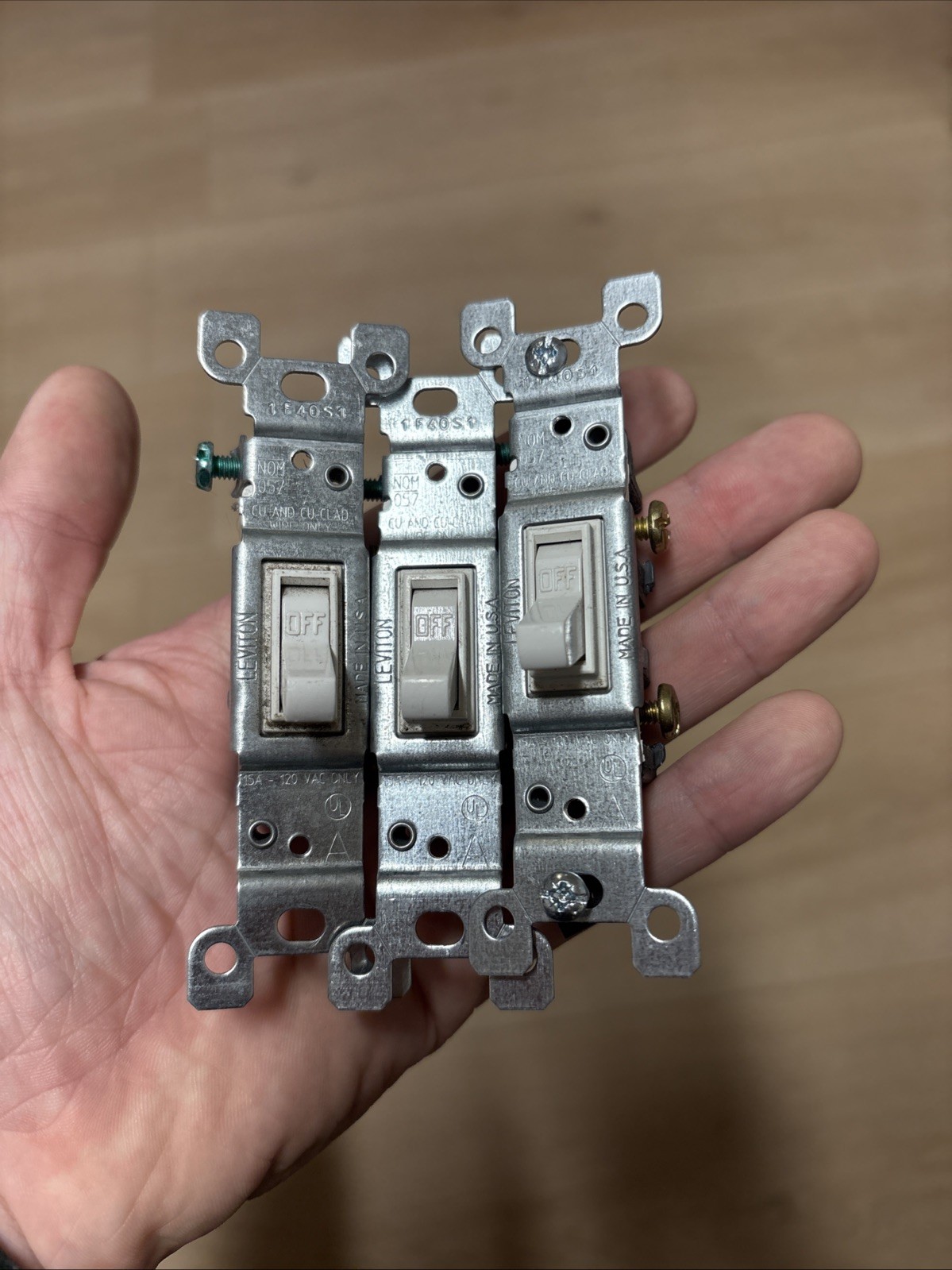 [3 Switches] Leviton 15-Amp 120 Volts 3-Way Toggle Light Switch, White