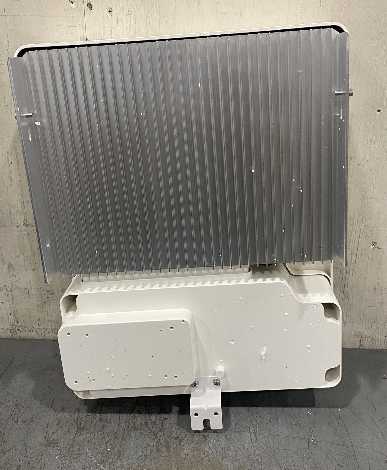 SolarEdge Home Wave Inverter 240 VAC 3800W White SE3800H-US000BEU4
