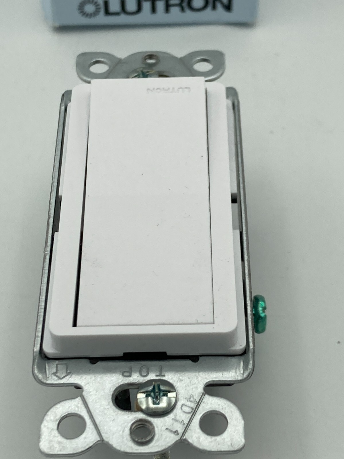 Lutron SC-1PS-SW 15A General Purpose Switch Single Pole Satin Colors Snow White