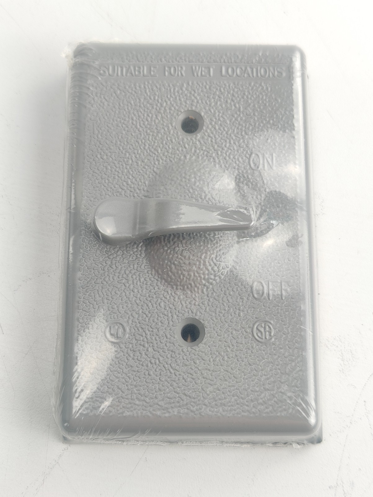 CASE OF 72 Leviton Metal Weatherproof Switch Cover, 1 Gang, Toggle 004-WM1S-GY