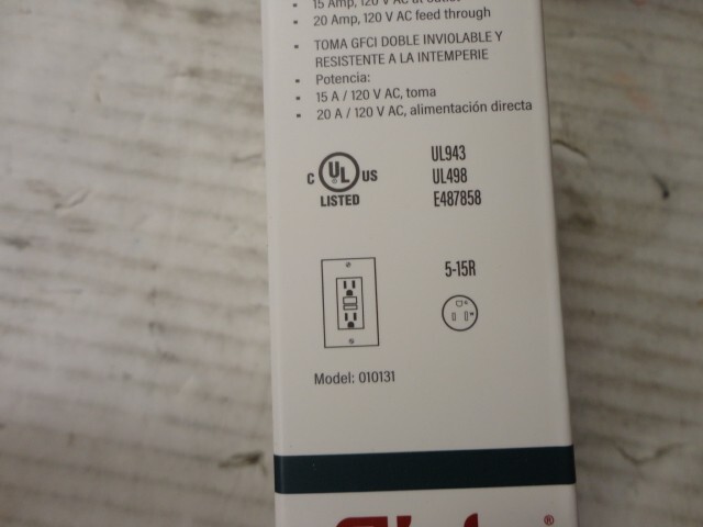 GFCI Receptacle Aida 5-15R White 10pcs