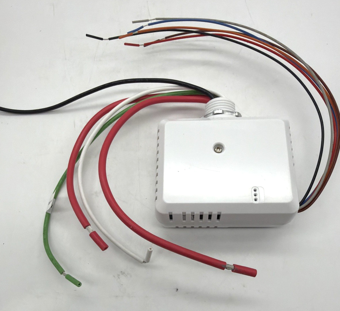 Wattstopper BZ-250 Power Pack 120-277V 24VDC 225mA Auto-On Manual-On Open Box