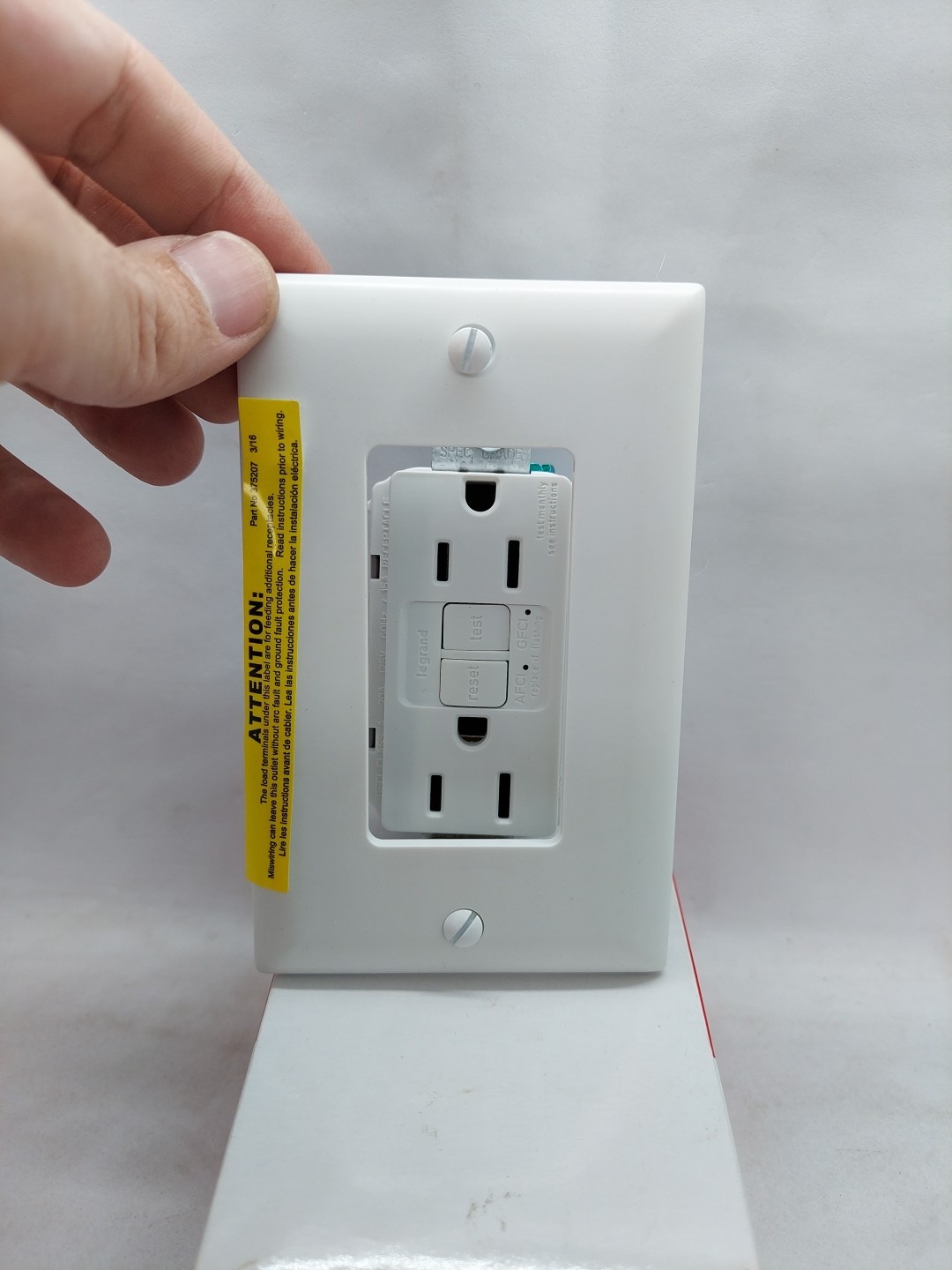 Pass Seymour AFGF152TRW AFCI GFCI Tamper Resistant Self Test WHITE