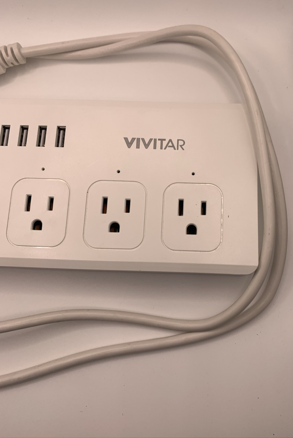 Vivitar Smart Home Power Strip Multi Plug with 4 USB Ports (HA-1007) China