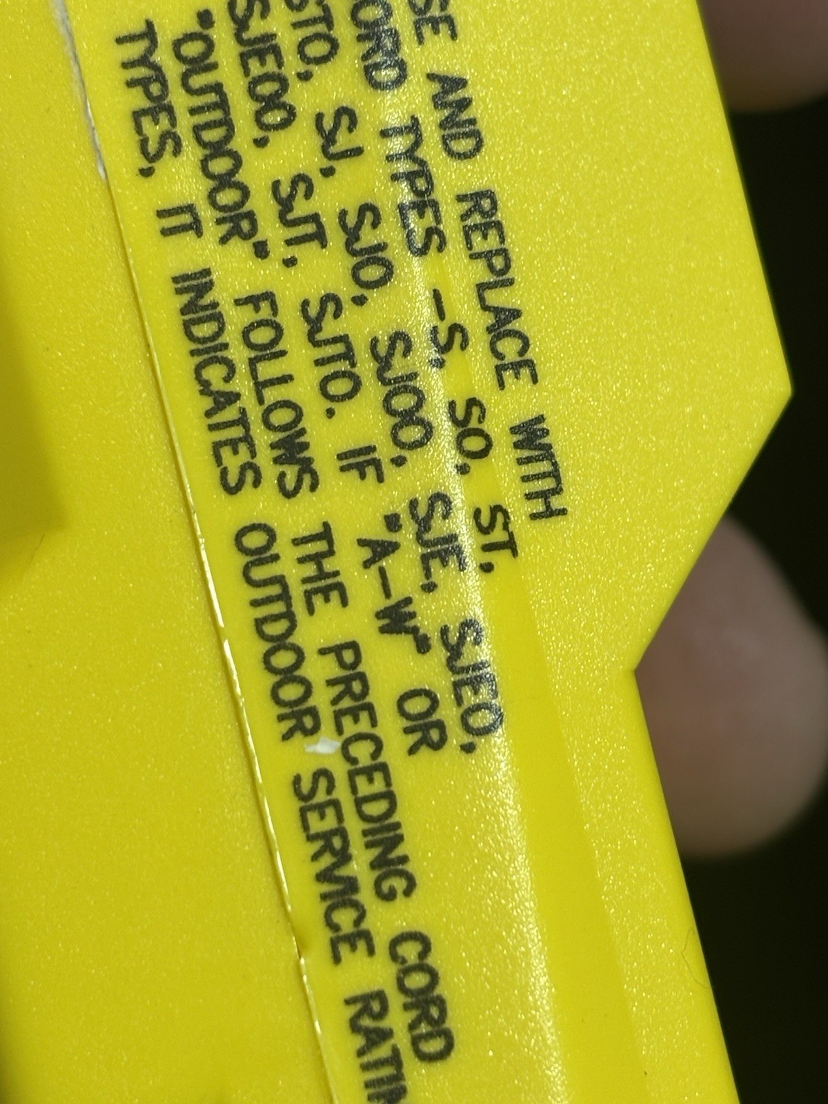 TRC Yellow 120V ac 15A NEMA 5-15P GFCI User Attachable Plug Excellent