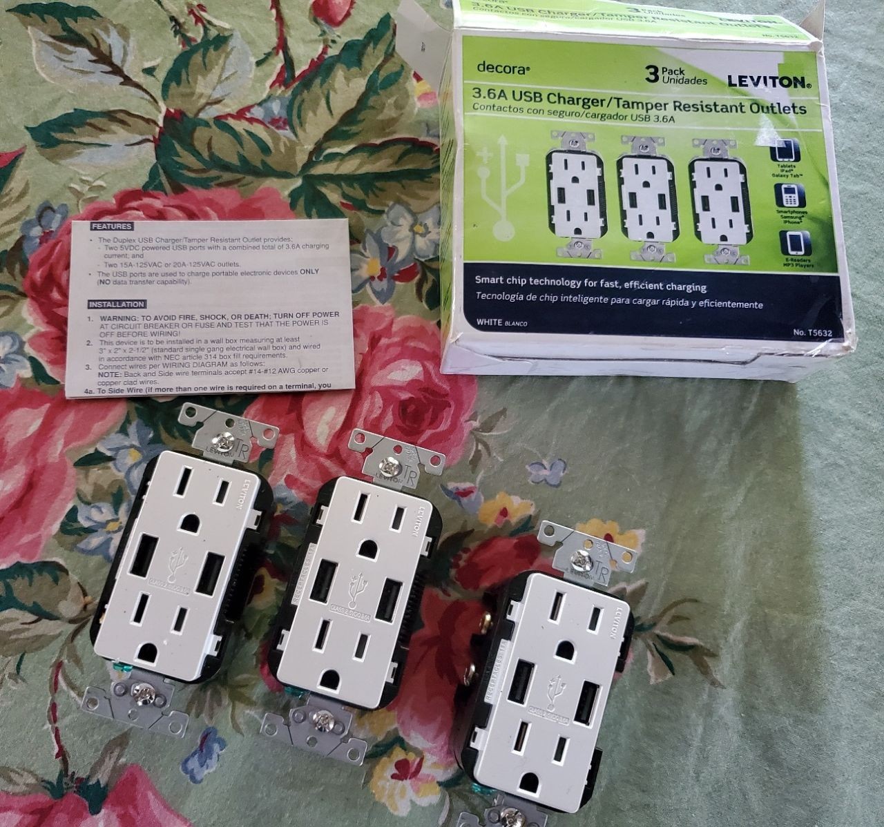 Leviton decora 3-Pack 3.6A USB Charger/Tamper Resistant Outlets – White – New