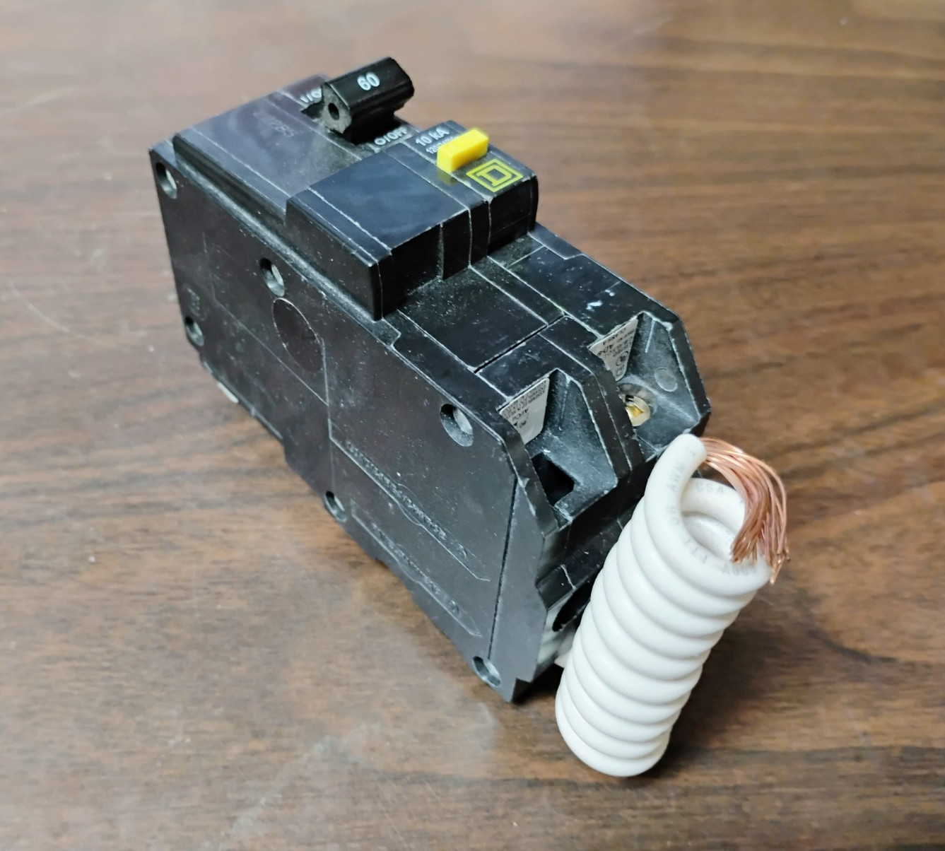 SQUARE D QO260GFCI CIRCUIT BREAKER GFCI 60 AMP 120/240VAC 2-POLE NEW NO BOX