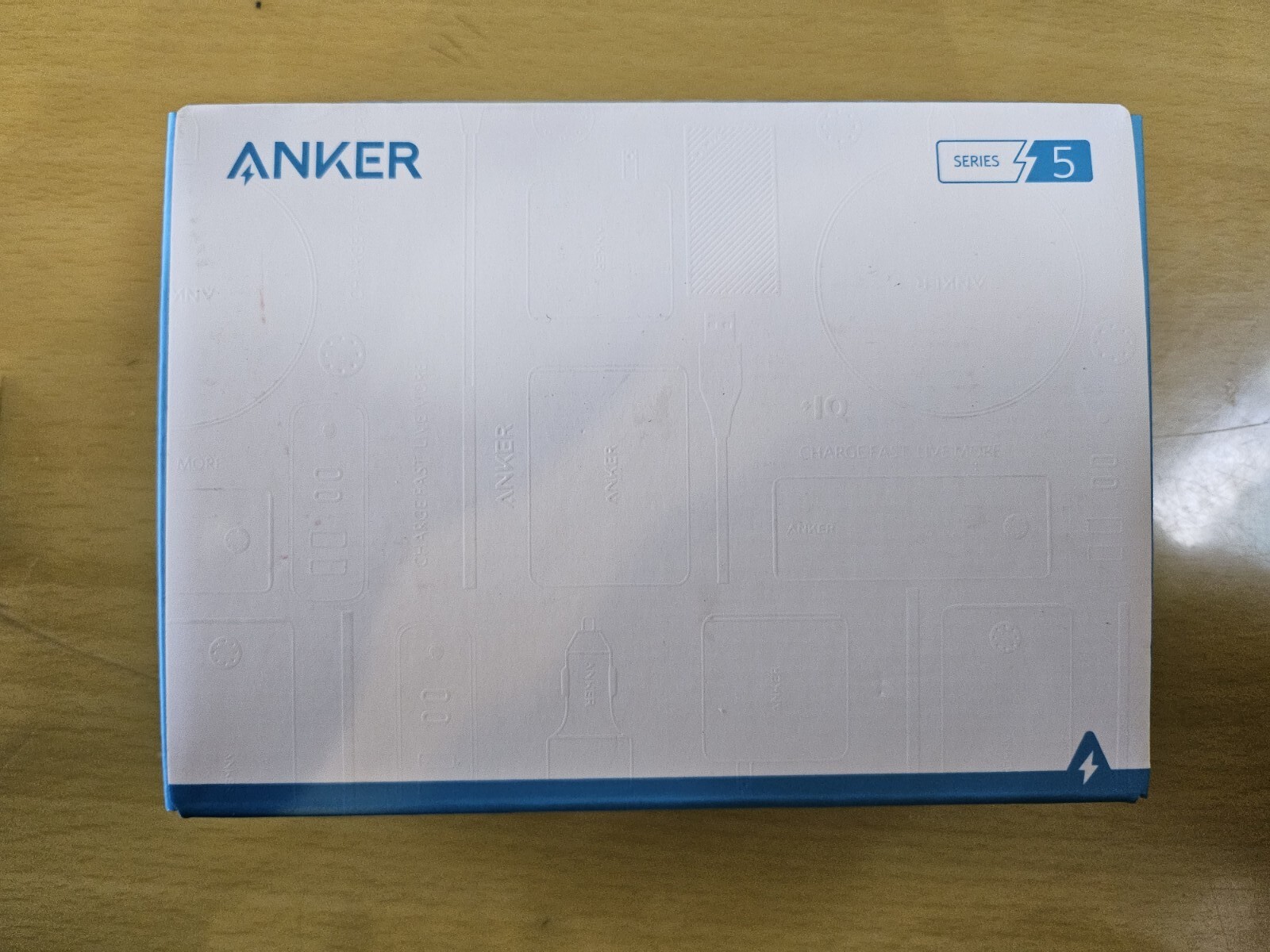 Anker 521 Power Strip Black+Gray – Series 5