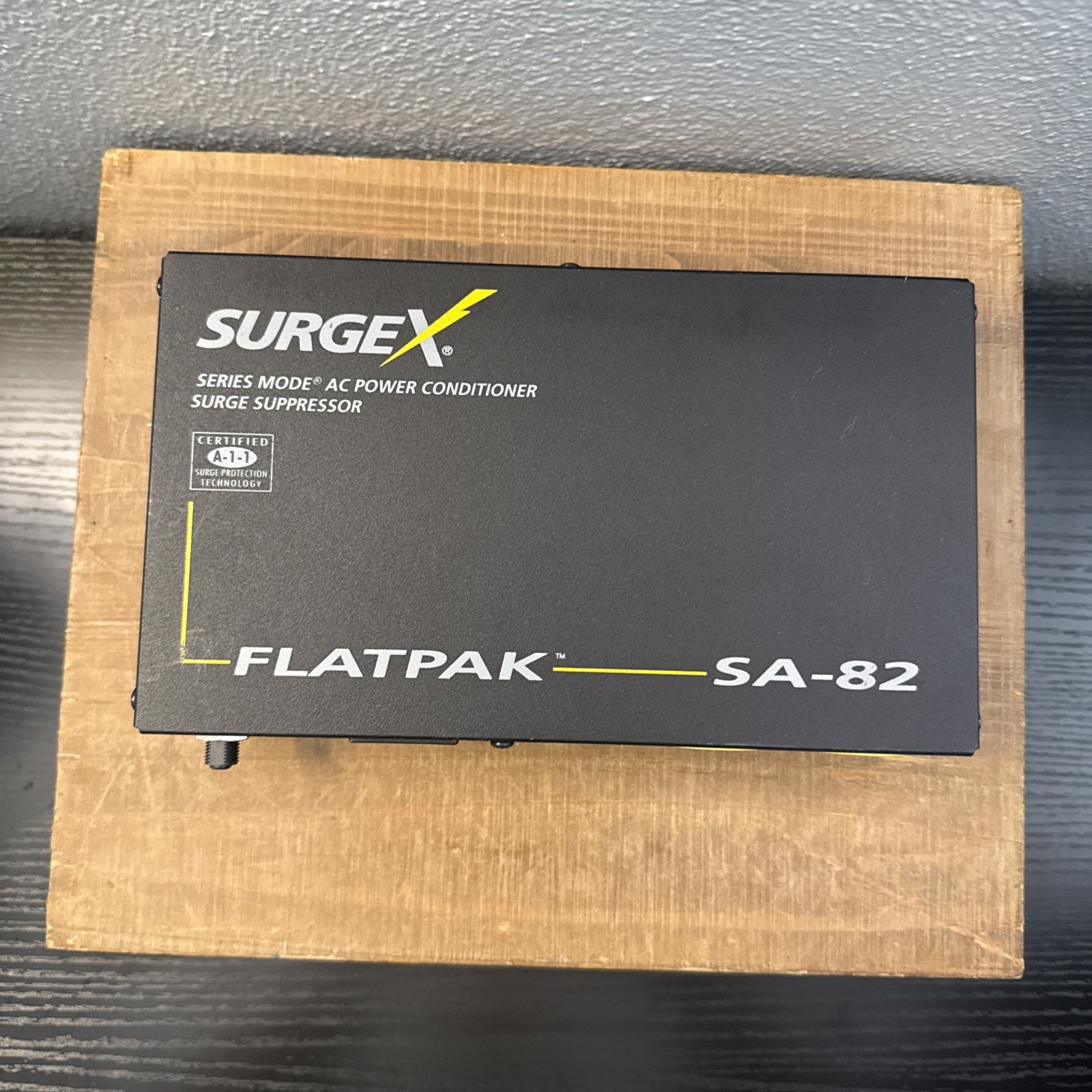 SurgeX Flatpak 120VAC 8AMPS Max Surge Suppressor SA-82