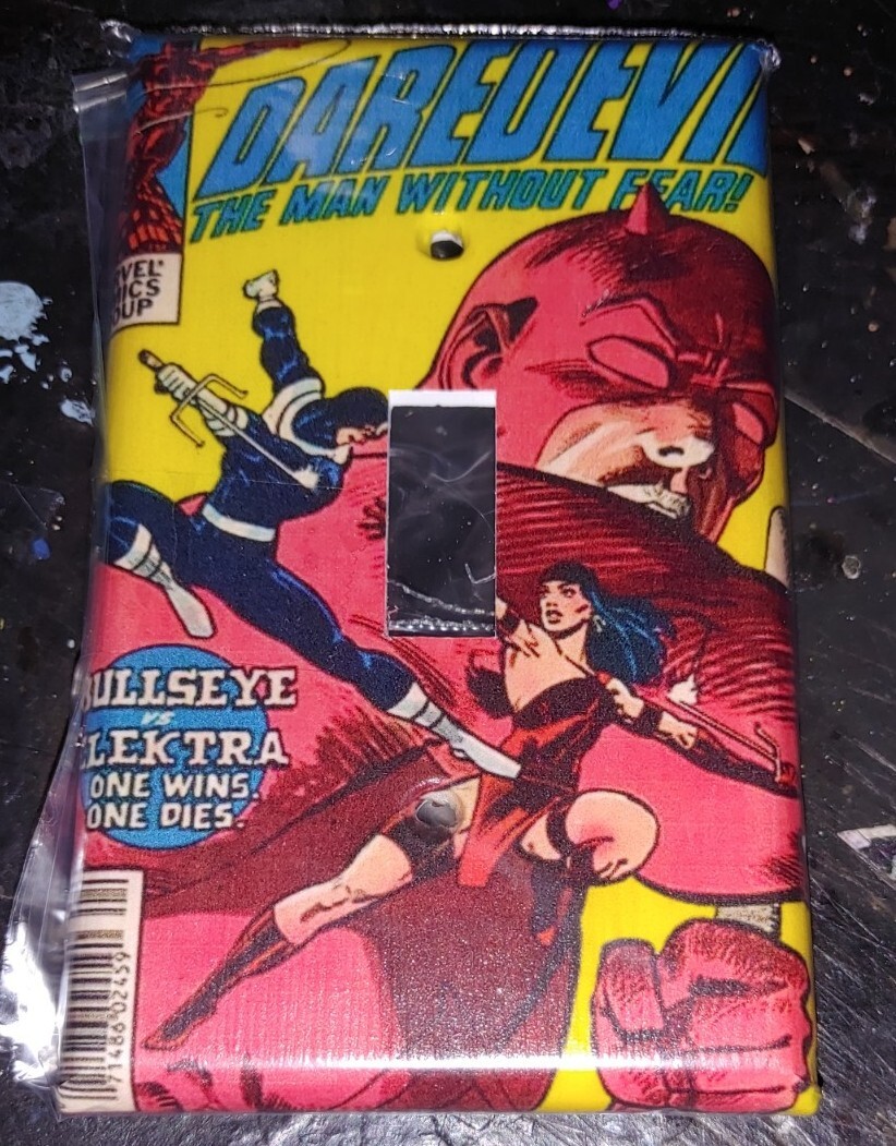 Custom Handmade – Daredevil #181 – Bullseye vs Elektra – Light Switch Cover