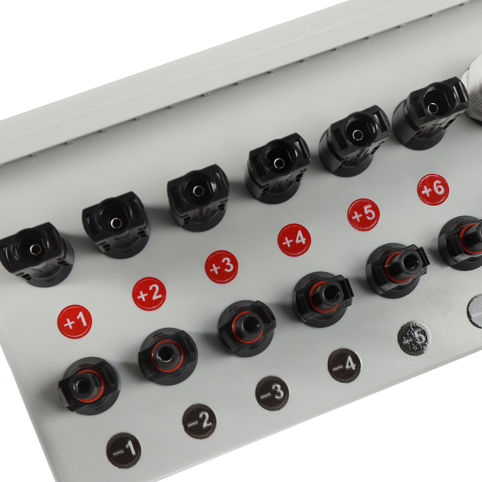 6 String Solar PV Combiner Box 63A Circuit Breaker Junction Box for Solar Panels