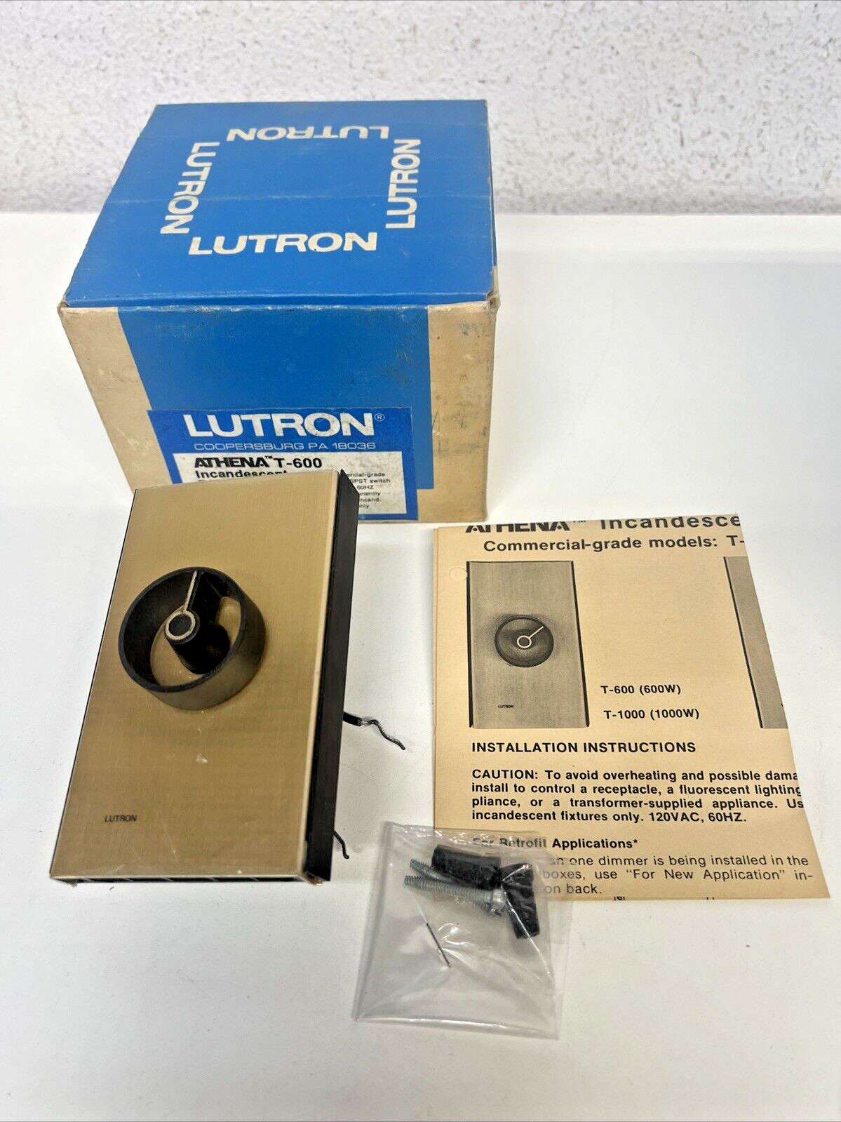 LUTRON T-600 600W, 600W, 120V, 60HZ INCANDESCENT DIMMER