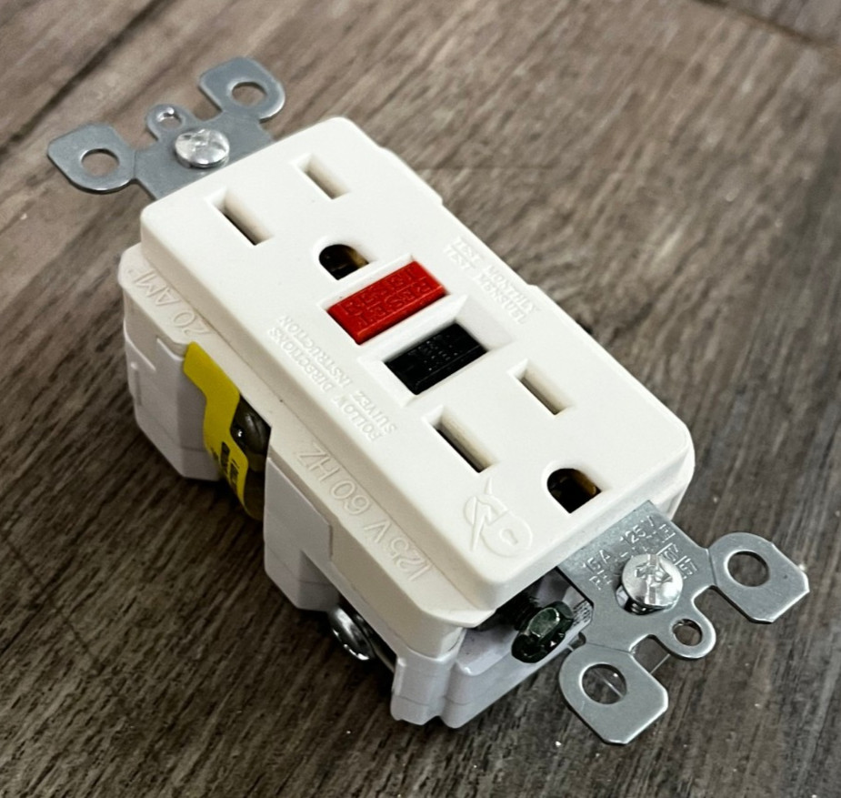 Leviton Decora SmartlockPro 15 amps 125 V Duplex Light Almond GFCI Outlet 3 PACK