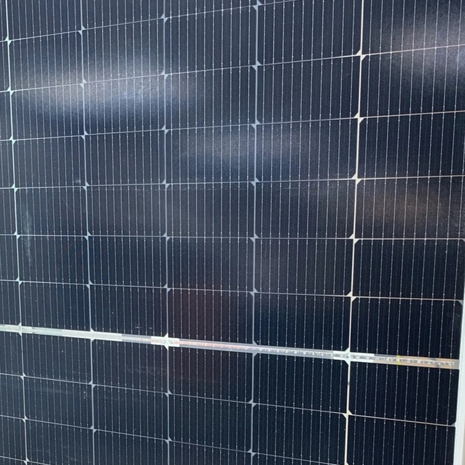 New Navitas 550W Bifacial Mono PERC Half Cut Module 144 Cell Solar Panel
