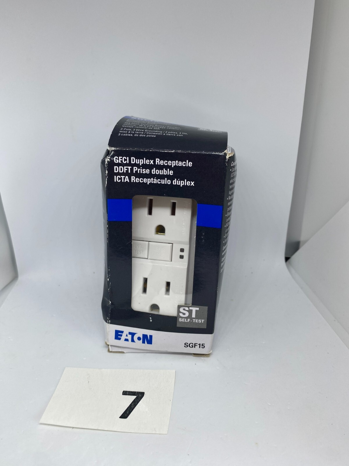 Eaton SGF15 Self Test Receptacle GFCI White SGF15W BX LW New Open Box