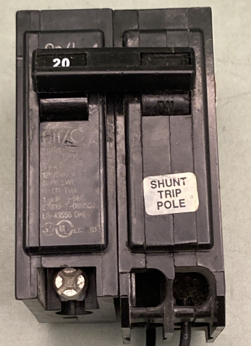CUTLER-HAMMER BR120ST 20 Amp 1 Pole 120/240V Shunt Trip Circuit Breaker