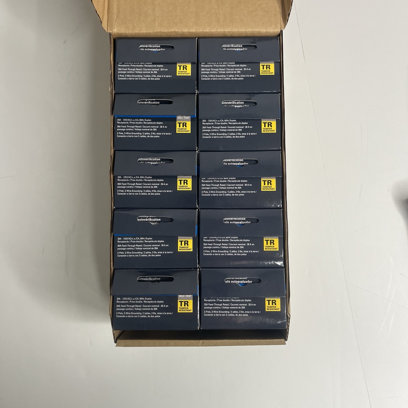 EATON TRSGF20 GFCI SELF-TEST Tamper Resistant WHITE LOT /10 NEW